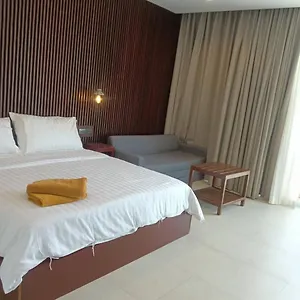 House By Rose Massage Най-Тон-Бич